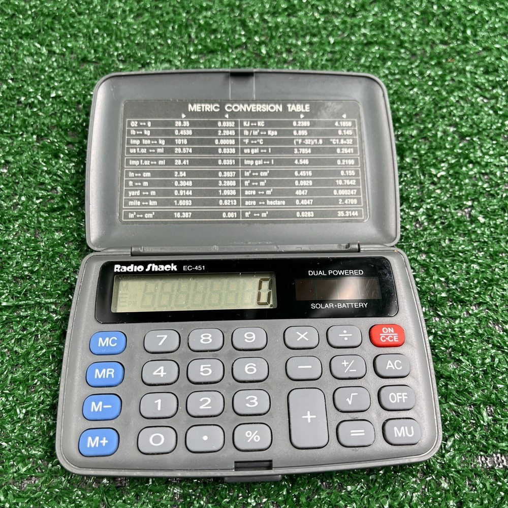 Radio Shack Compact Calculator EC-451‎ Dual Powered Solar Battery Vintage